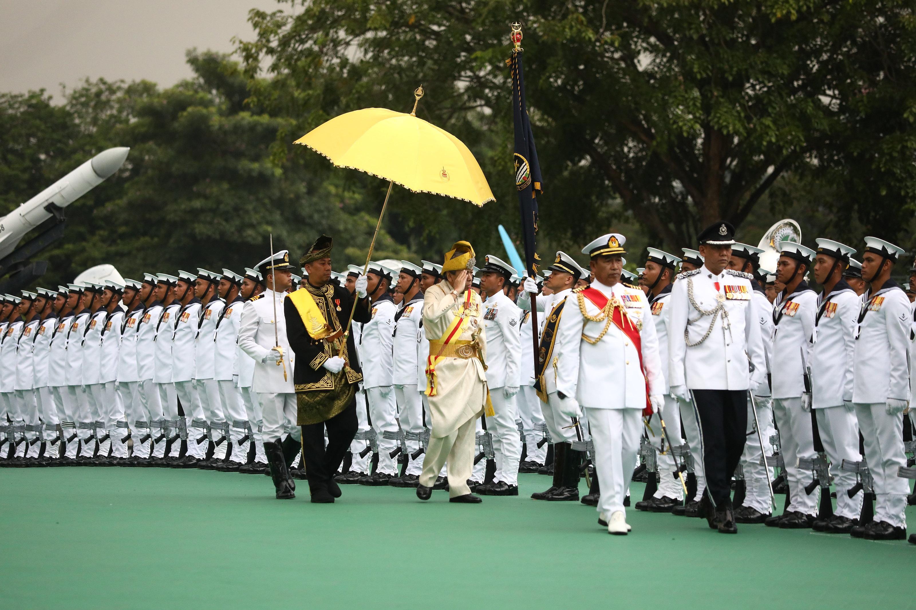 Istiadat Pemeriksaan Kawalan Kehormatan Utama di Padang Mahkota, Istana Alam Shah, Klang